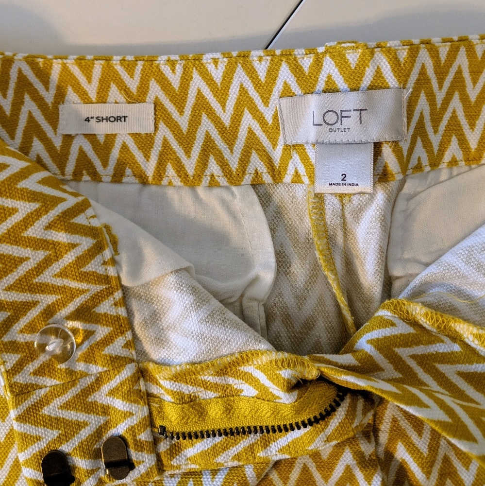 LOFT Riviera Shorts - Picture 2 of 4